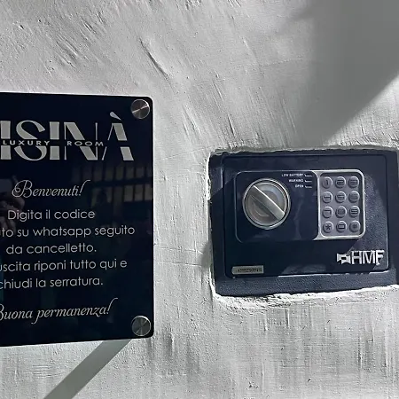 Sisina Luxury Room Jacuzzi&Piscina-2